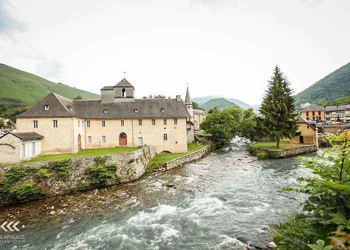 Appart hôtel Résidence Balcons De La Neste Arreau