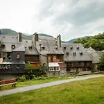 Apart-hotel Balcons De La Neste
