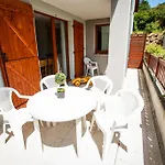 Apart-hotel Balcons De La Neste 3*