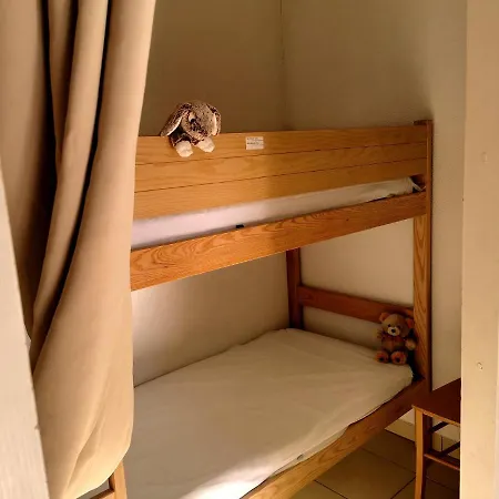 Hotel apartamentowy Balcons De La Neste