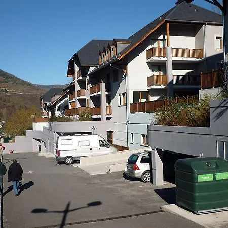 Balcons De La Neste Hotel apartamentowy