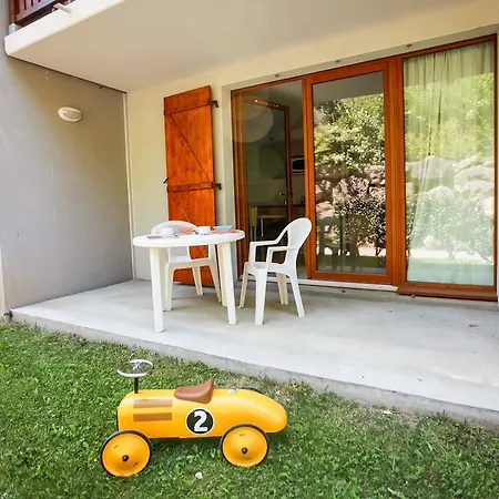 Aparthotel Balcons De La Neste