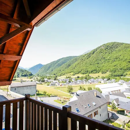 Hotel apartamentowy Balcons De La Neste
