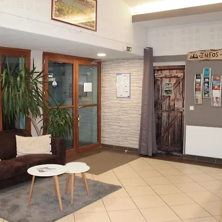 Balcons De La Neste Lejlighedshotel