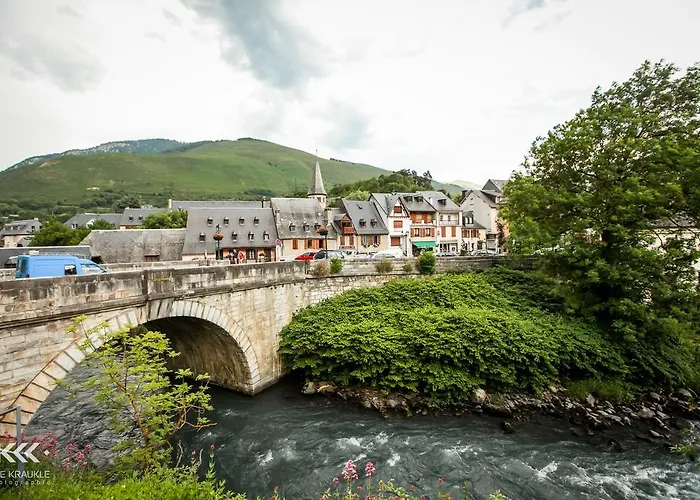 Lejlighedshotel Balcons De La Neste 3*