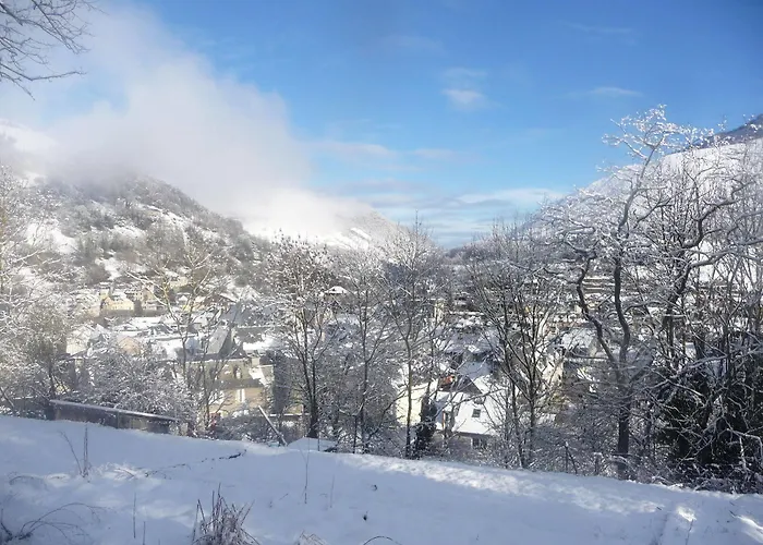 Lejlighedshotel Balcons De La Neste 3*