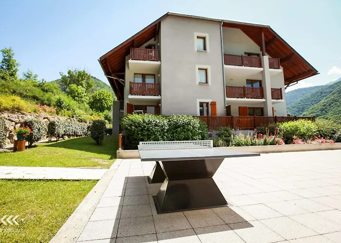 Balcons De La Neste Arreau