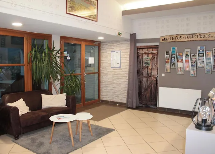 Balcons De La Neste Lejlighedshotel